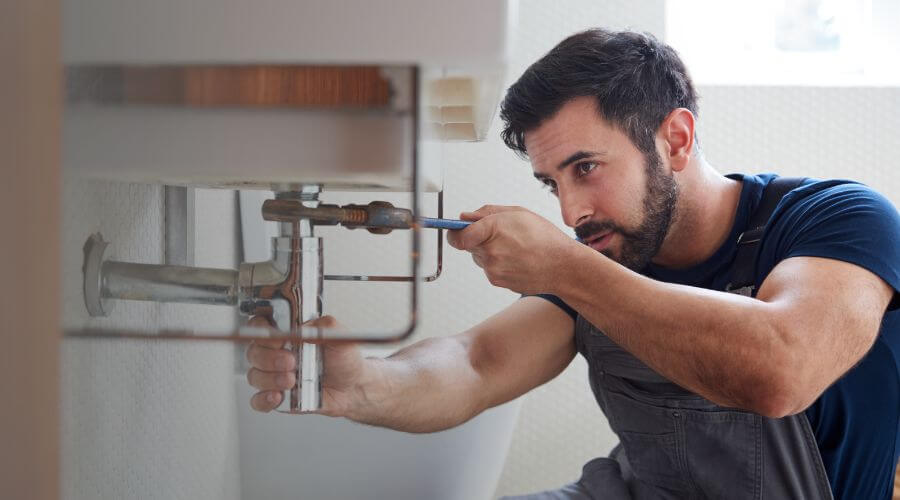 Expert burst pipe repair services in Kansas, OK